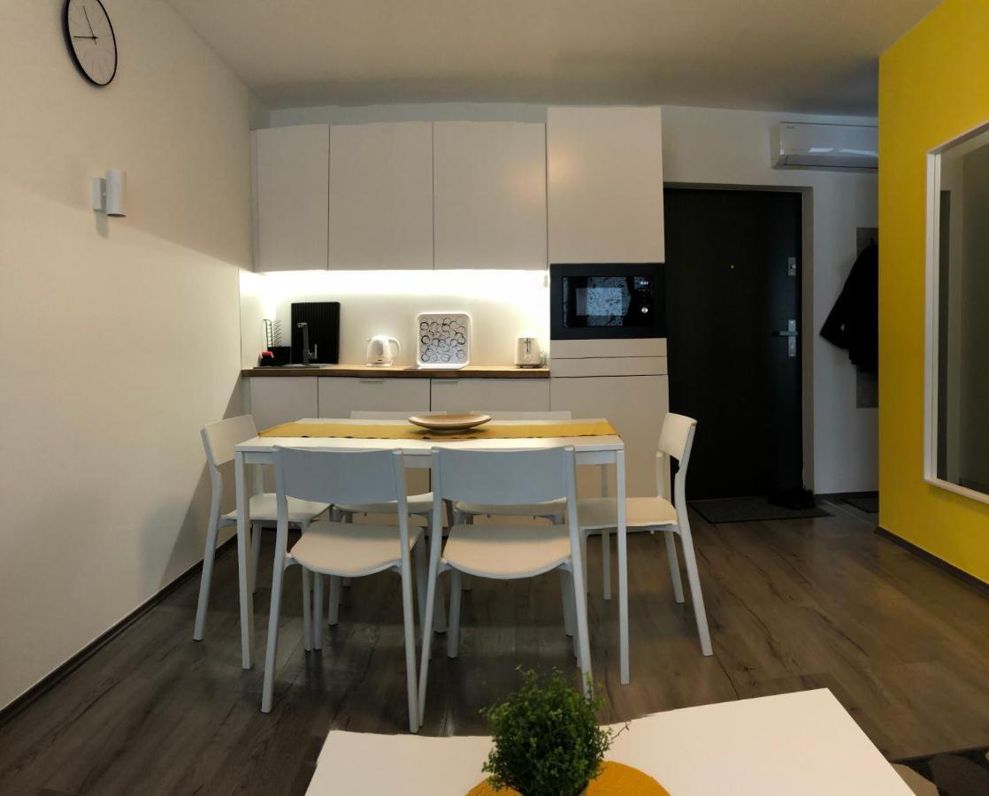 Millenove Apartman Balatonfoeldvar Экстерьер фото